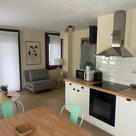 Casita Independiente Y Tres Apartamentos Con Piscina Ladeira Playa Baiona Eksteriør bilde