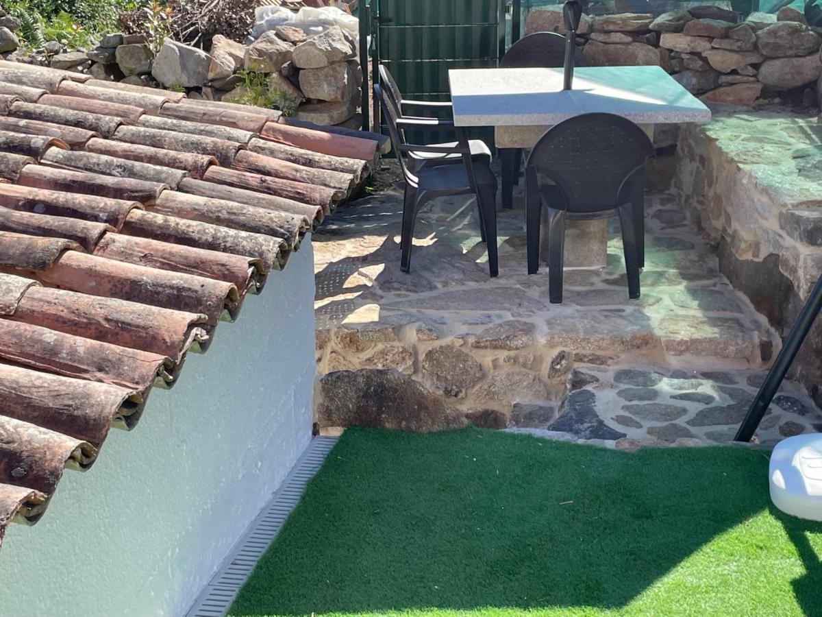 Casita Independiente Y Tres Apartamentos Con Piscina Ladeira Playa Baiona Eksteriør bilde