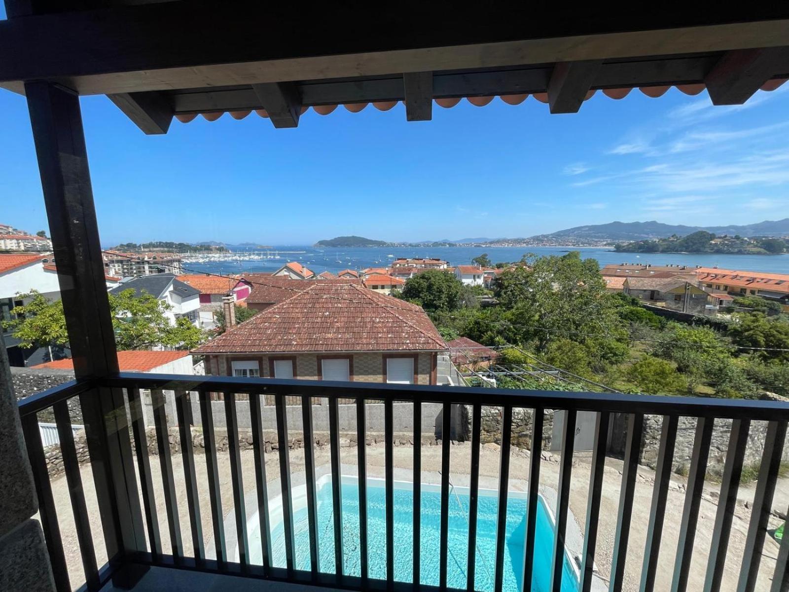 Casita Independiente Y Tres Apartamentos Con Piscina Ladeira Playa Baiona Eksteriør bilde