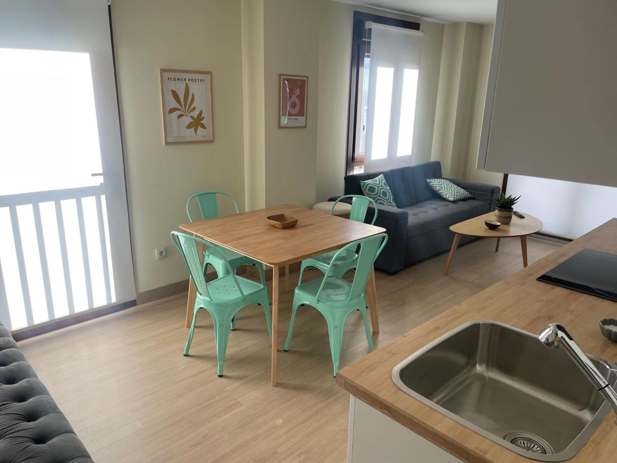 Casita Independiente Y Tres Apartamentos Con Piscina Ladeira Playa Baiona Eksteriør bilde